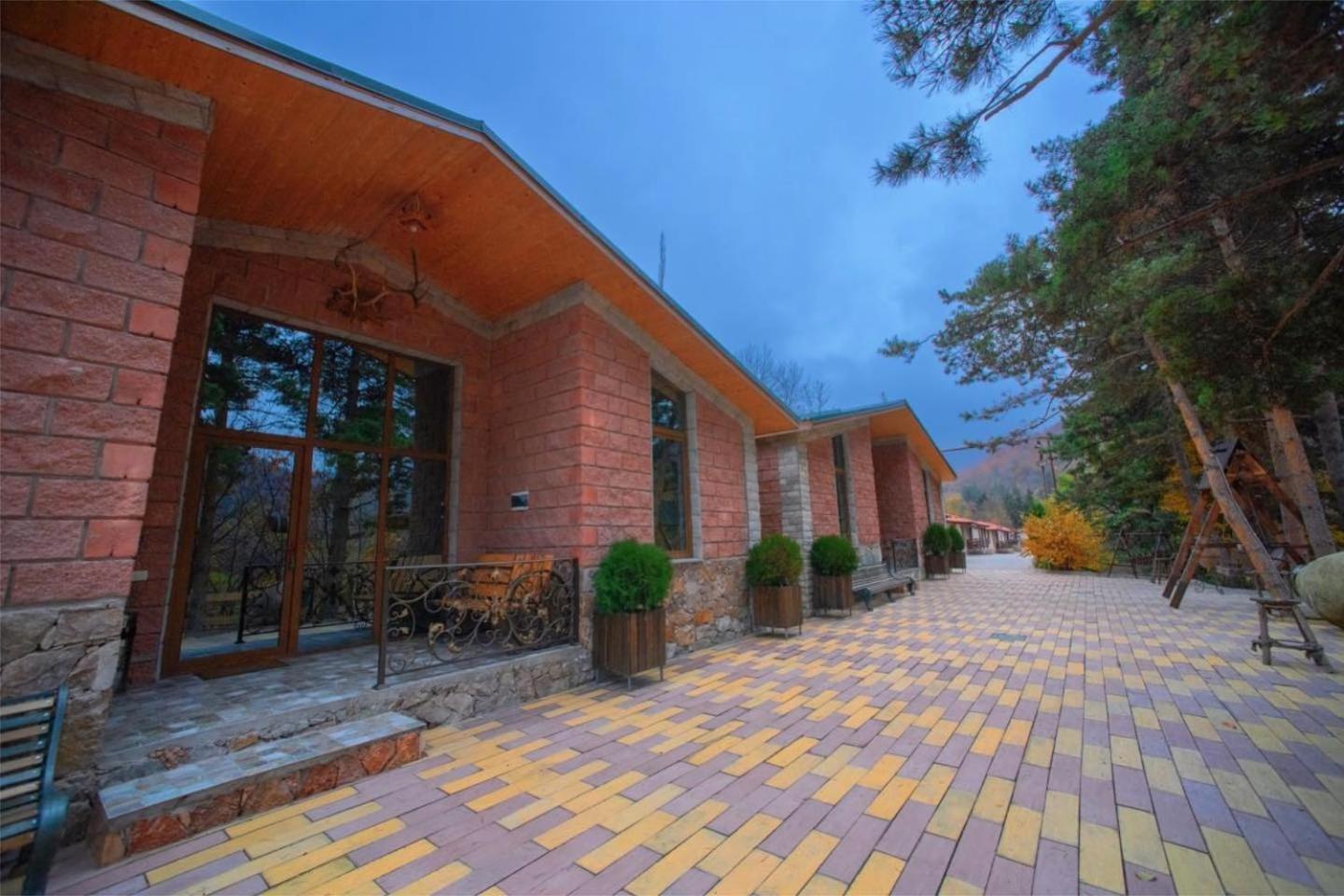Haghartsin Hotel And Restaurant Dilijan Exterior foto