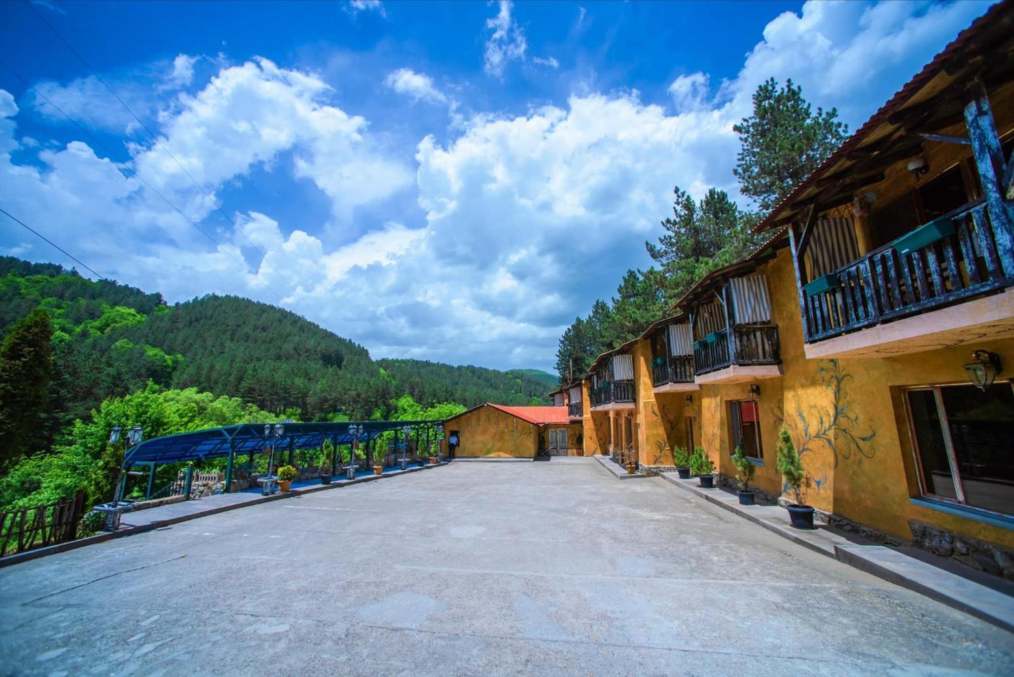 Haghartsin Hotel And Restaurant Dilijan Exterior foto